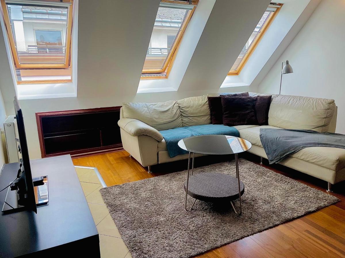 Sip 22 Appartement Boedapest Buitenkant foto